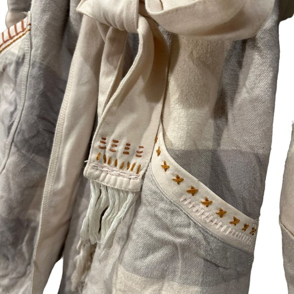 ANthropologie Eloise gray cream large plaid fuzzy lined short bath robe cozy - Picture 3 of 5